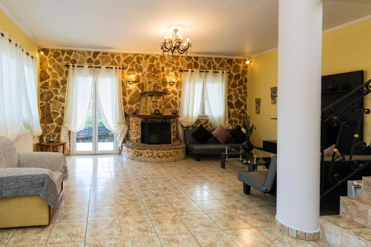 Villa Anne Marie Kavallouri Exteriör bild